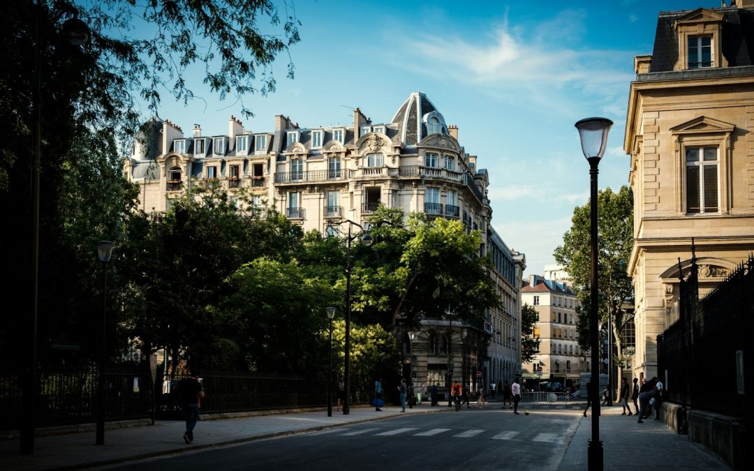 Transformer un immeuble en boutique-hôtel dans le 4e arrondissement de Paris : les clés du succès